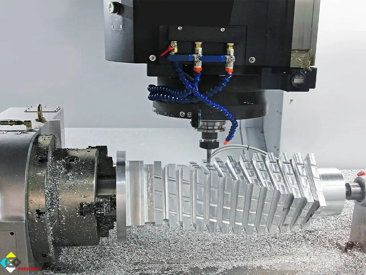 ساخت قطعات پیچیده با cnc