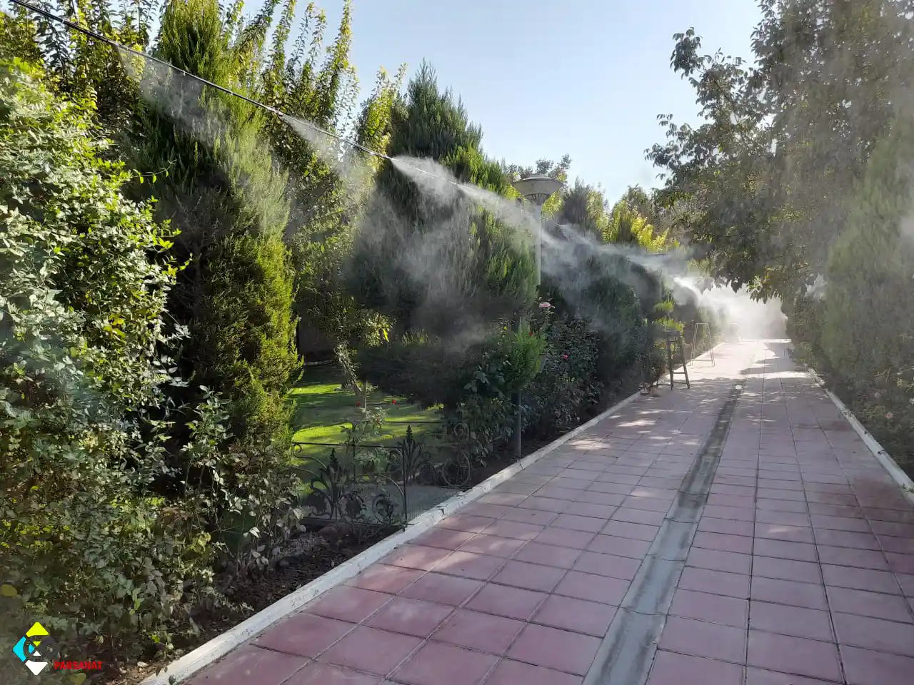 دستگاه مه پاش باغی