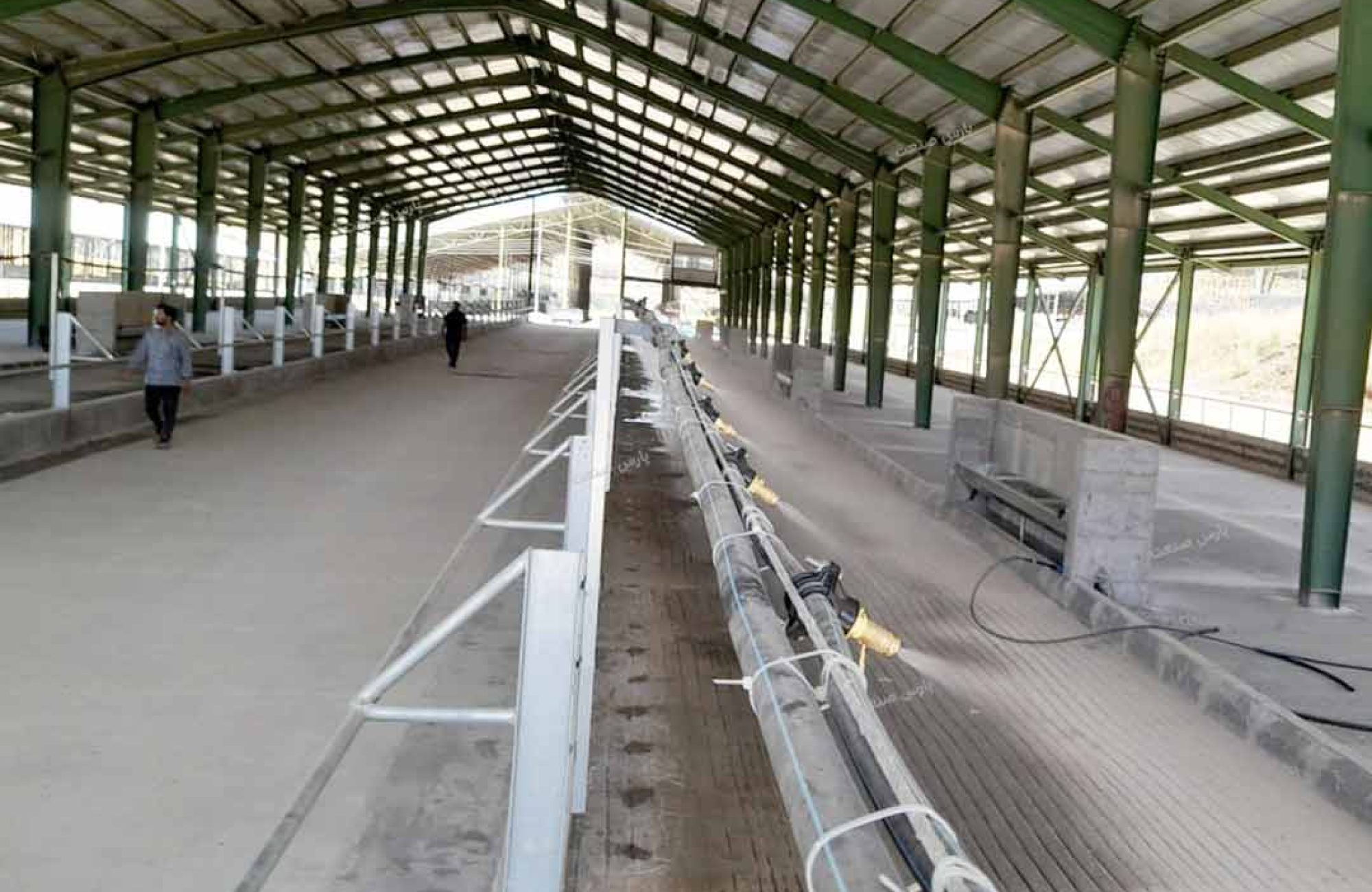 پروژه نصب سیستم خنک کننده آخور تلیسه در زایشگاه (بیمارستان ) در دامداری شرکت مالات اقلیم کردستان شهر سلیمانیه