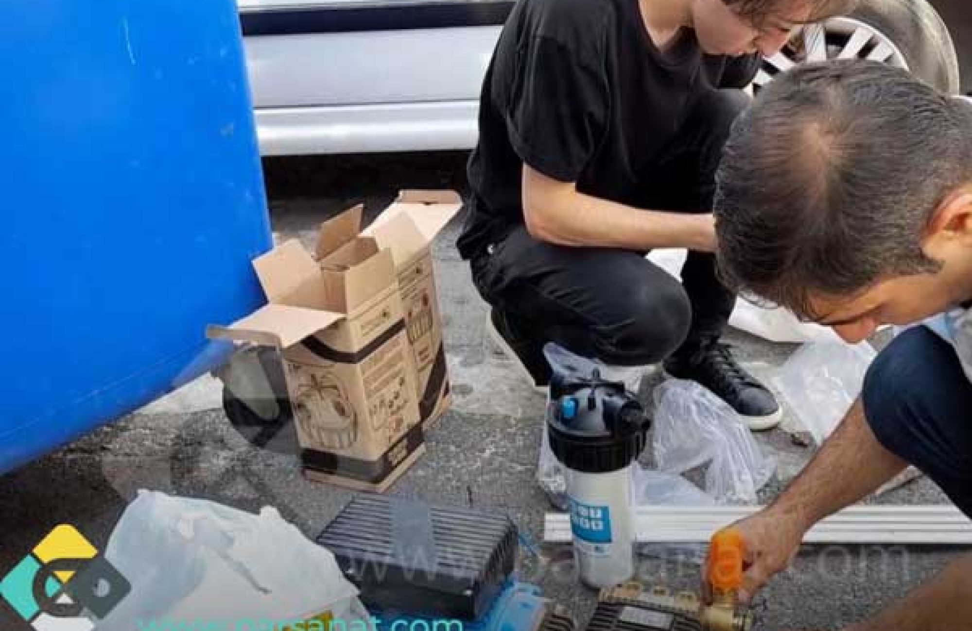 مه پاش در نمایشگاه