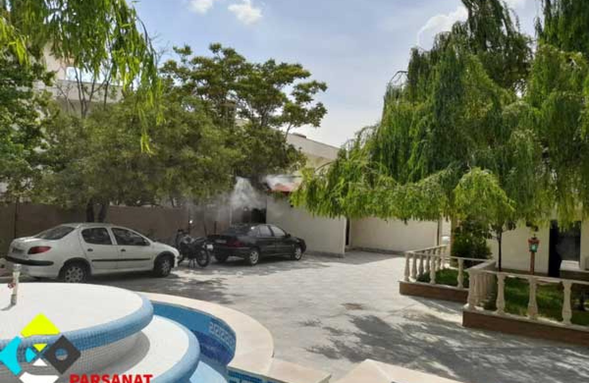 مه پاش رستورانی